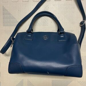 Elegant Blue Handbag